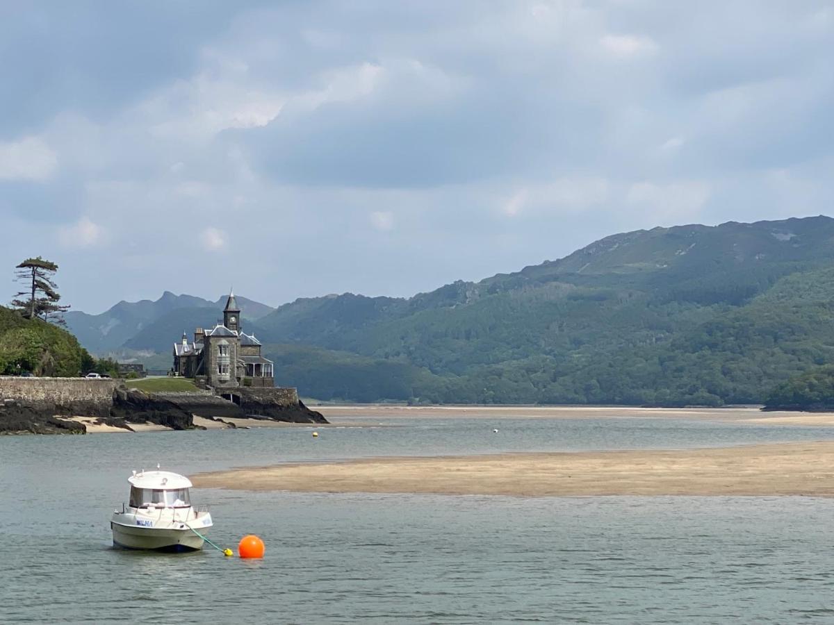 Bed and Breakfast No6 à Barmouth Extérieur photo